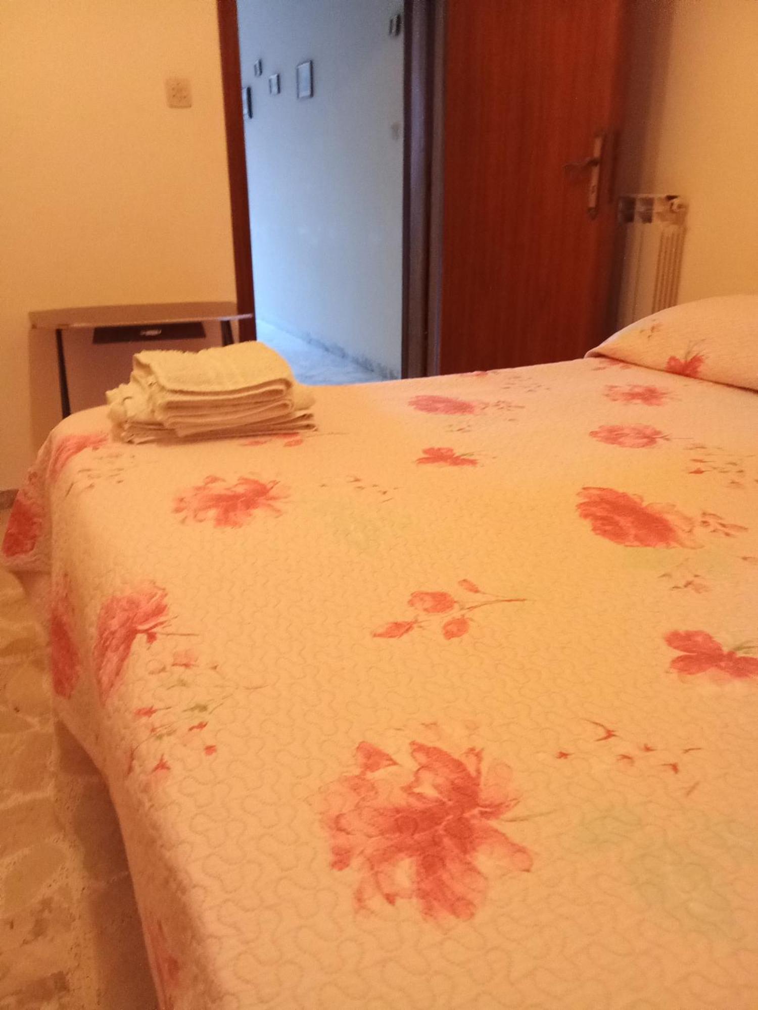 Casa Etna Hotel รานดัซโซ ภายนอก รูปภาพ